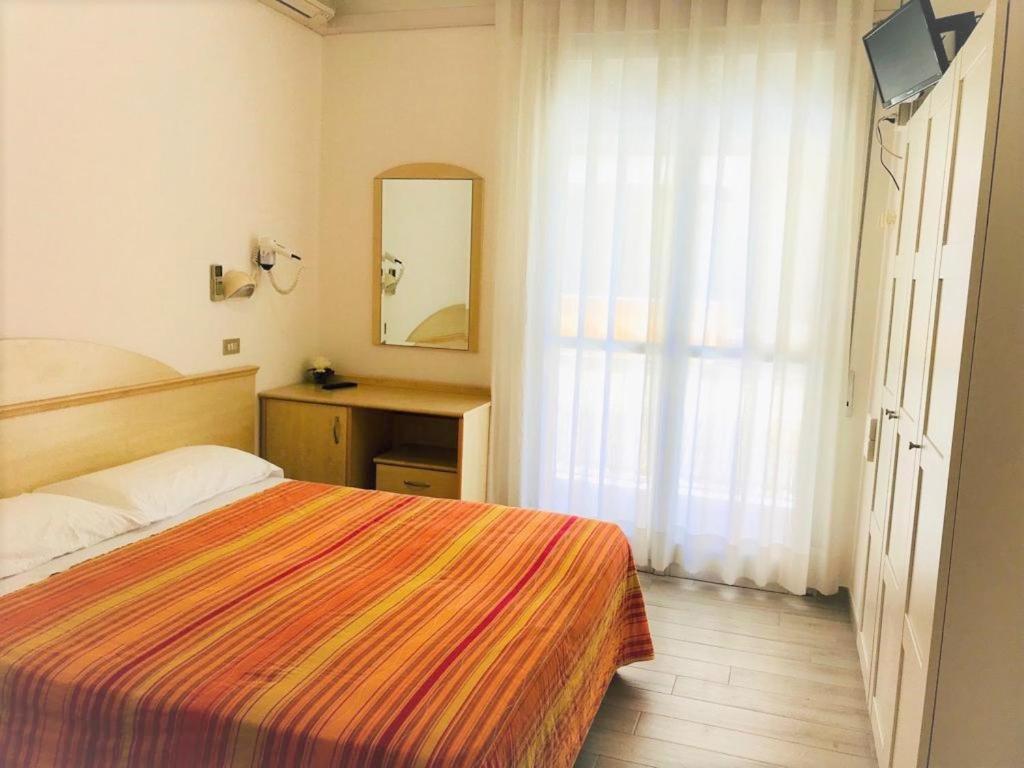 Park Hotel Pineta Червия Экстерьер фото